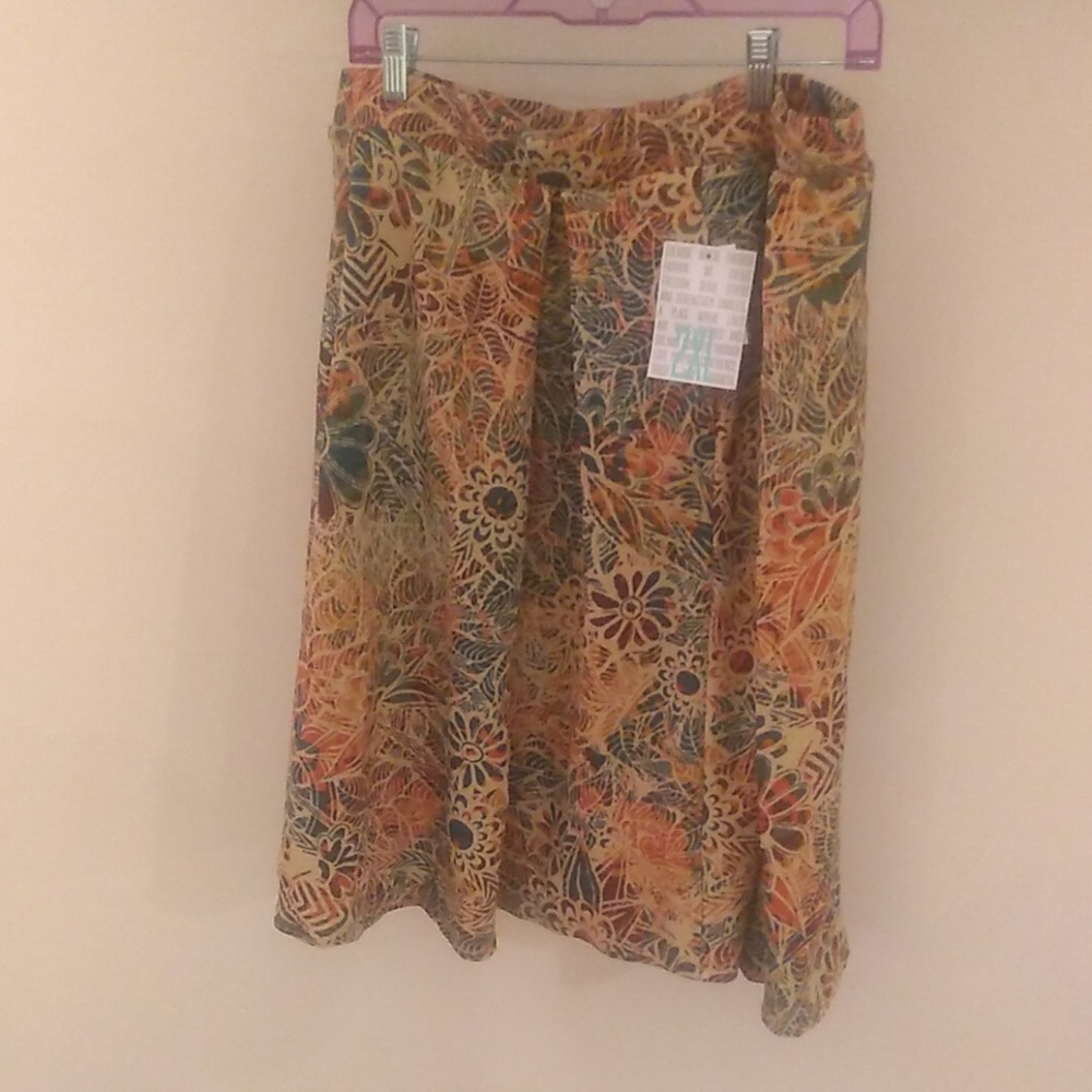 2XL NWT bohemian-inspired Lularoe Madison skirt